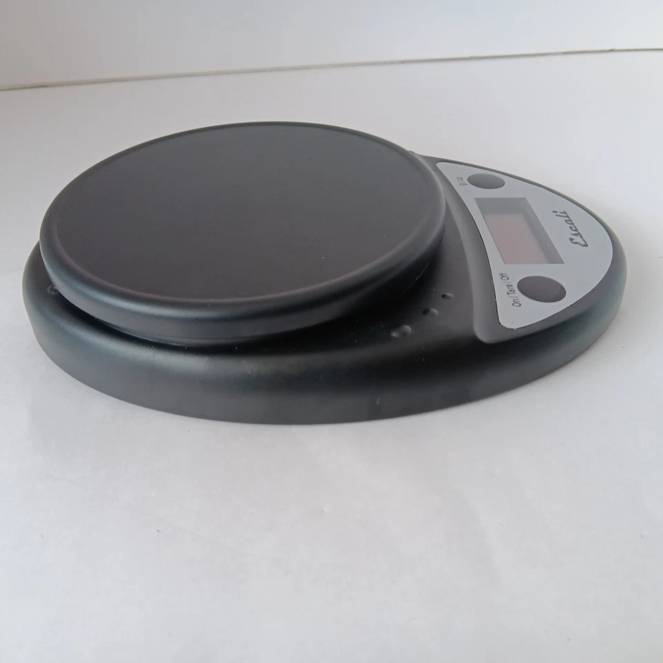 • Báscula multifuncional Escali Balance-5000 gramos-11 lb de capacidad Foto 2 de 4