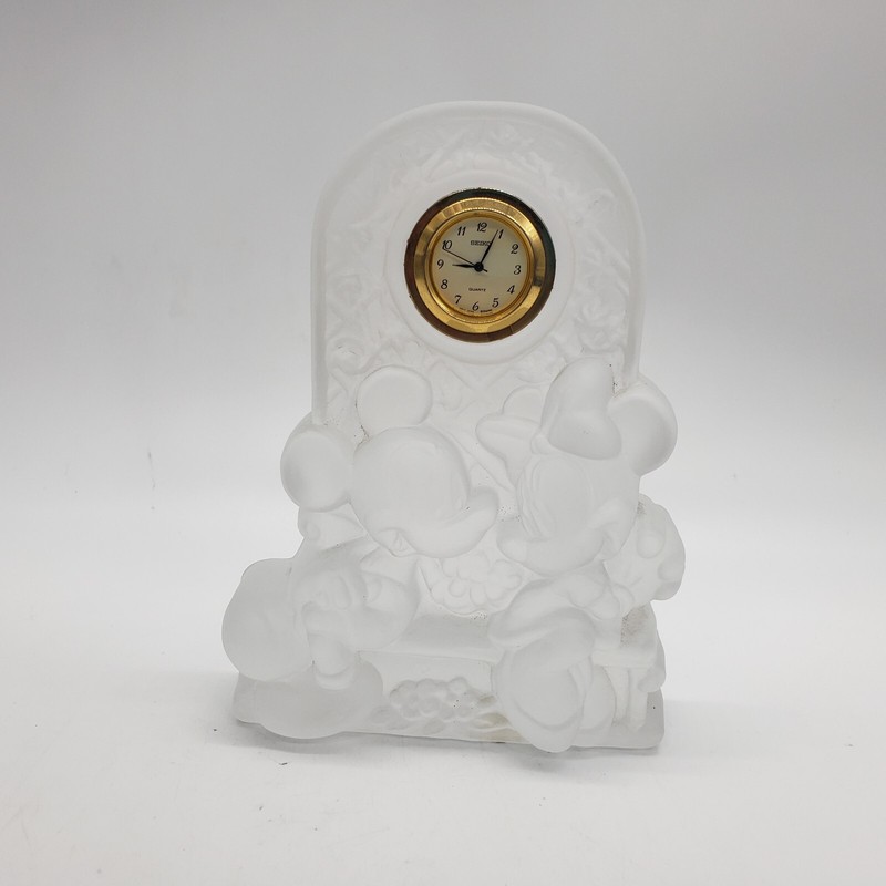 Mickey and Minnie Frosted Glass Piano Clock Seiko Quartz Japan Movement.