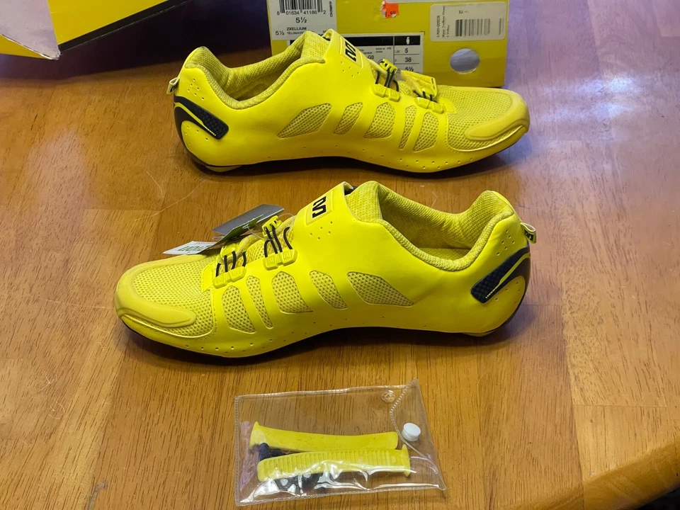 Zapatos de ciclismo Mavic Zxellium amarillo EE. UU. 5,5, UE 38 parte inferior de carbono correas adicionales Foto 3 de 4