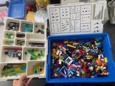 LEGO Education WeDo 2.0 Core Set Robot Brock Programing Toy 45300 Used
