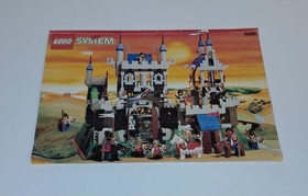 Lego 6090 Royal Knight Castle - Complete with Instructions, Box and Plastic Inlay