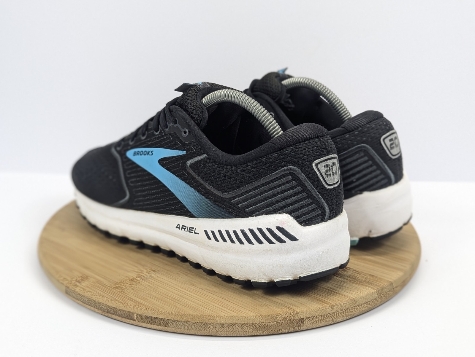 Brooks Ariel 20 Womens 12 D Wide Black Blue Running Shoes Walking Sneakers thumbnail 5