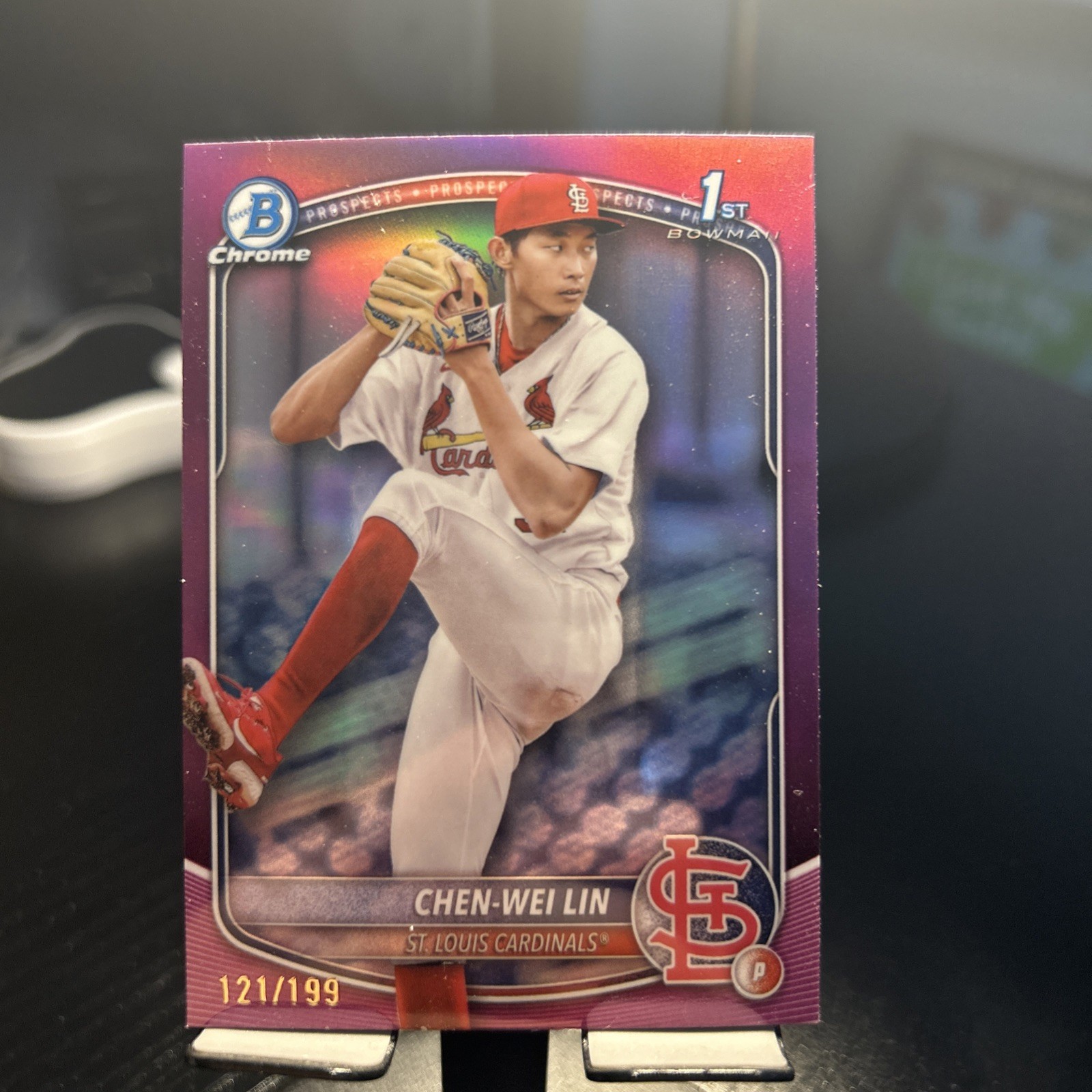 2025 Bowman Chrome 1st Prospects Chen-Wei Lin #BCP-141 Fuchsia Refractor /199 RC