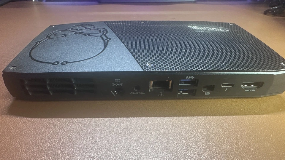 Intel  Skull Canyon NUC6i7KYK 2.6GHz 8GB RAM 512GB NVME Win 11 Pro (homelab) - Image 2 of 4