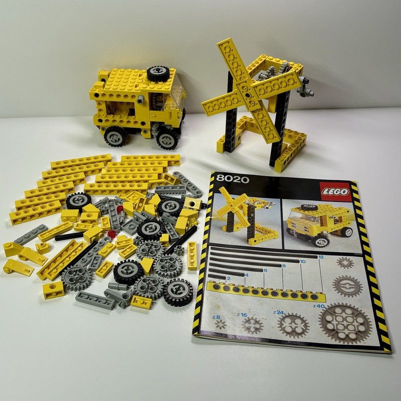 LEGO TECHNIC: Universal Set (8020)
