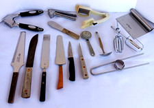 Lot Of 16 Vintage MCM Modern Kitchen Utensils /Full Description/Please Read