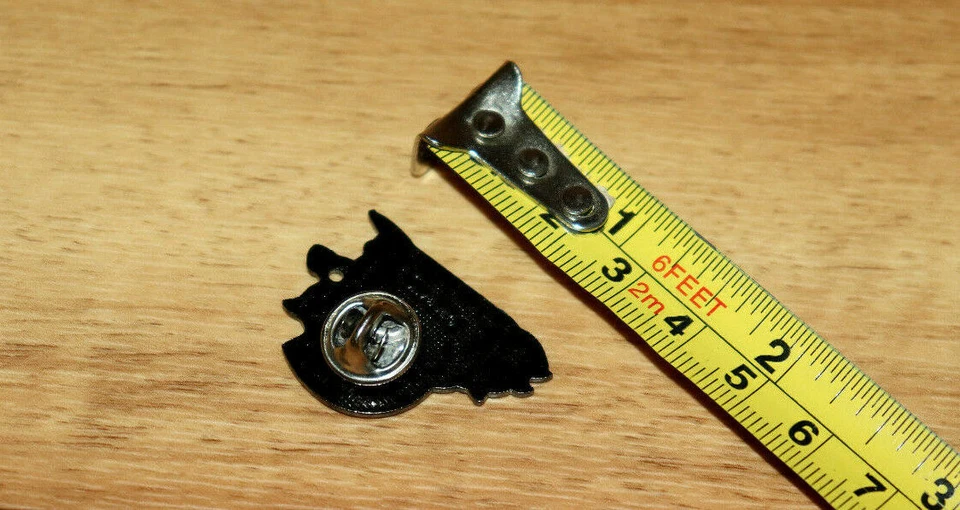 1992 Sonic the Hedgehog 2 Tails Very Rare Pin / Badge Sega Genesis Collectible  - Image 4 of 4