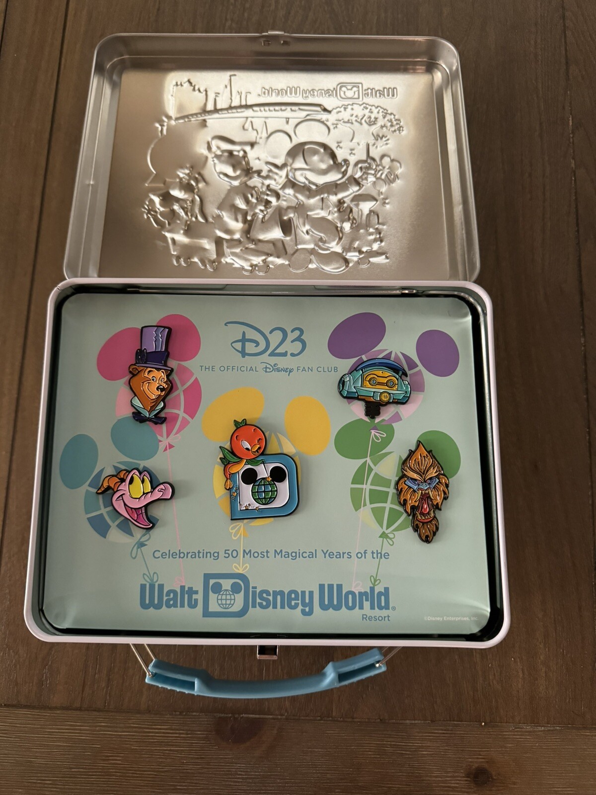 Walt Disney World 5 Pin Trading Set with Metal Lunchbox D23 Official Fan Club