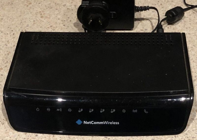 N600 Dual Band WiFi Gigabit Modem Router with Voice Wireless