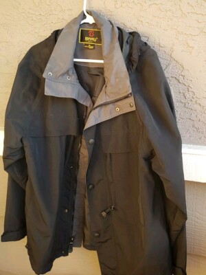 Baru Sports black zip Sz M Hooded Warm! 100% Nylon Polyester Pocket Lightweight 