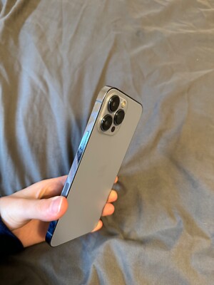 iPhone 13 Pro Max and Apple Watch se 40mm | eBay