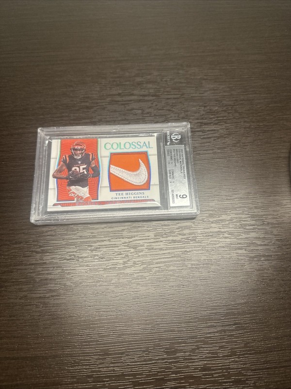 tee higgins colossal 1/1 nike swoosh bgs 9 2021 national treasures.BENGALS🔥🔥