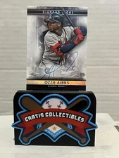 2019 Diamond Icons Ozzie Albies Auto 08/25 Atlanta Braves Autograph