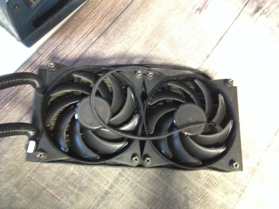 Cooler Master | Master Liquid Pro 240 All-in-One CPU Liquid Cooler | WYSIWYG - Image 2 of 4