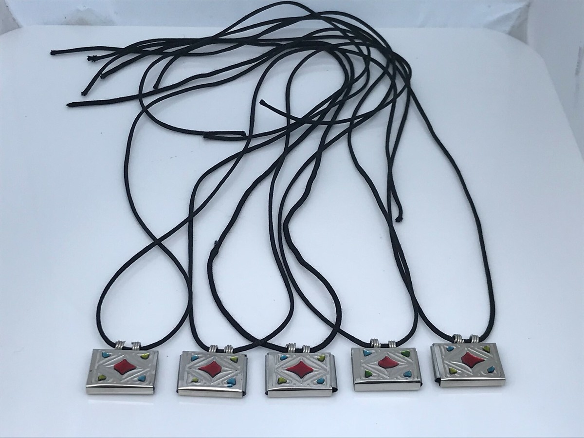 Amulet Taweez Silver Tone Tabeej Religion Pendant Necklace With