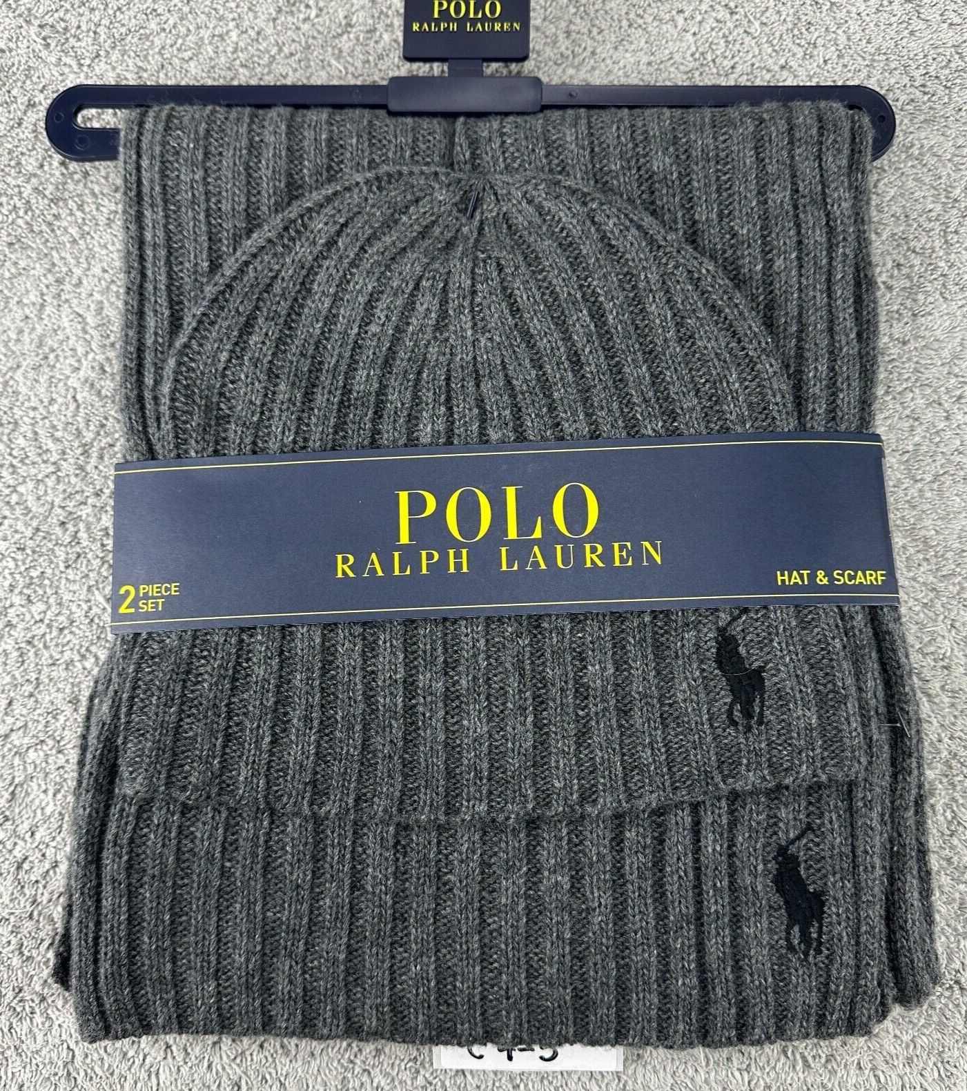 Polo Ralph Lauren Cappello Pony Beanie Uomo Lavorato a Maglia Cappello Teschio e Sciarpa Set Grigio Nuovo con Etichette