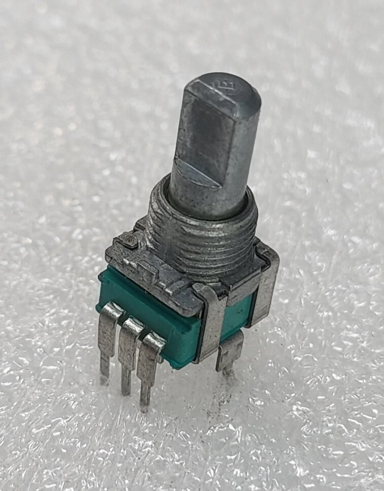 Vestax VCI-400 Replacement EQ/Tone Control Pot #VES-V0209L1112 | eBay