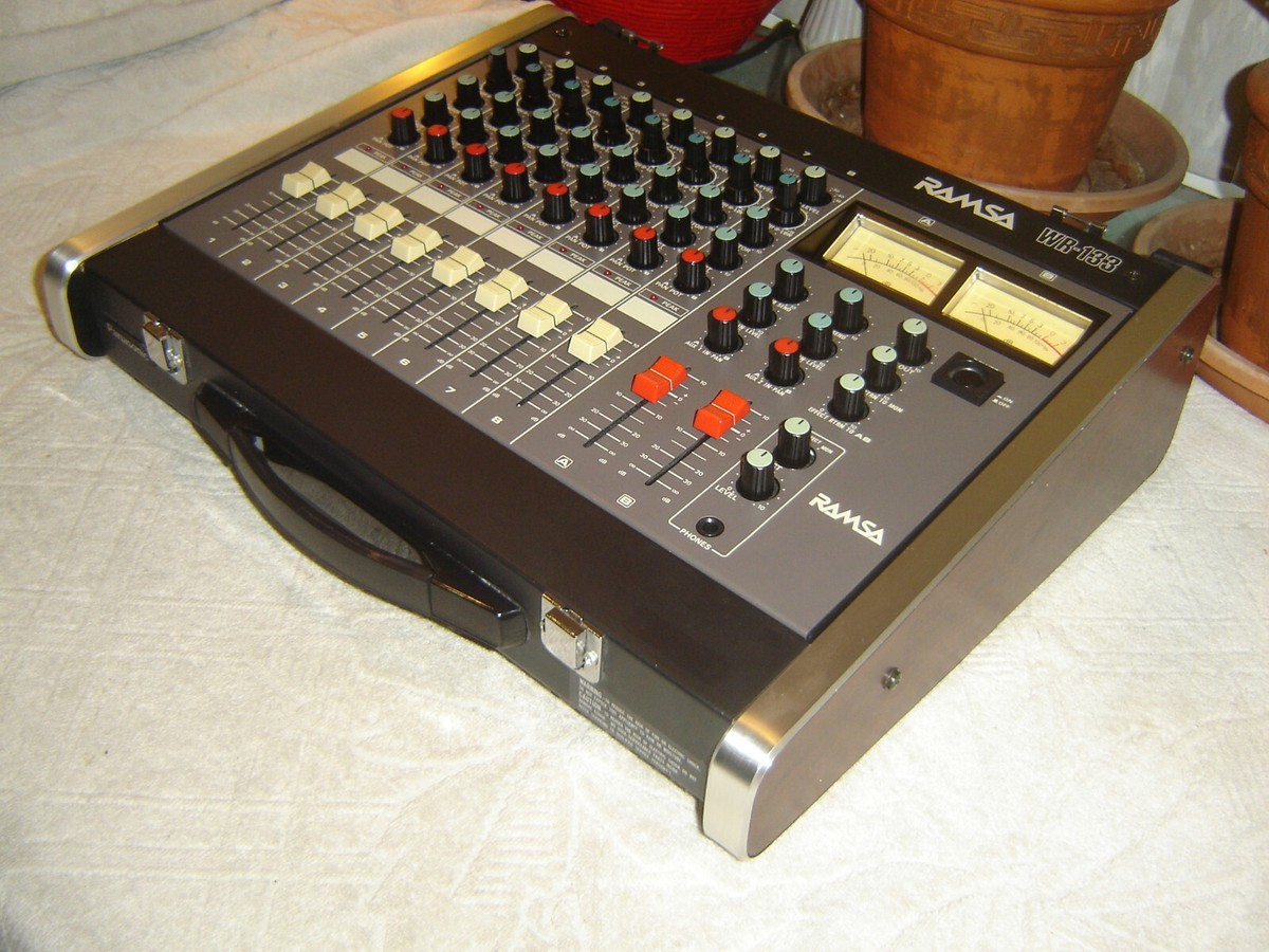 Panasonic Ramsa WR-133, 8 Channel Mixer, Quality Preamps