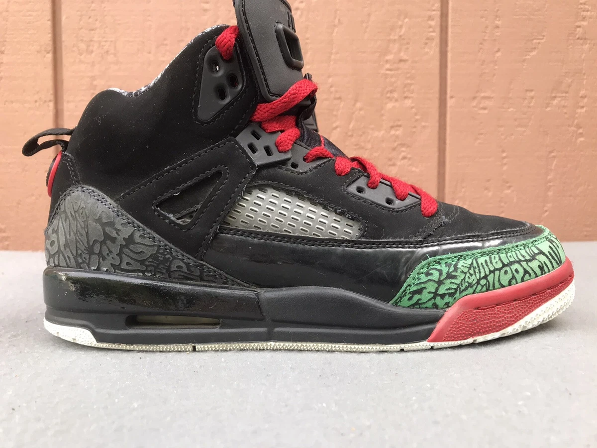 Jordan spizike hotsell black varsity red
