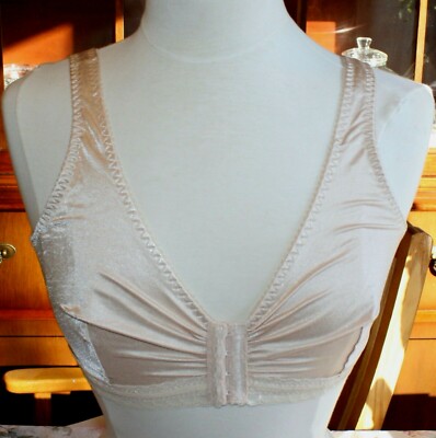 NWOT The Jobst Yours Truly Womens Post mastectomy Small 34B Beige Prosthetic Bra