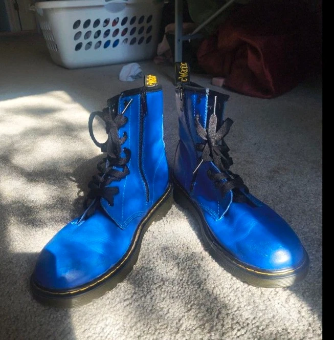 25+ Dr. Martens Blue Boots for Men for sale | Updated Oct 2026