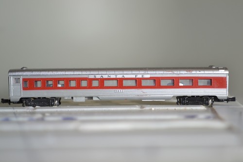 VAGÓN DE PASAJEROS MINITRIX 80242 ESCALA N ATSF SF AUTOCAR SANTA FE | Zustand: Used