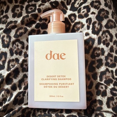 dae Desert Detox Clarifying Shampoo For All Hair Textures/Types 10 oz Full Size