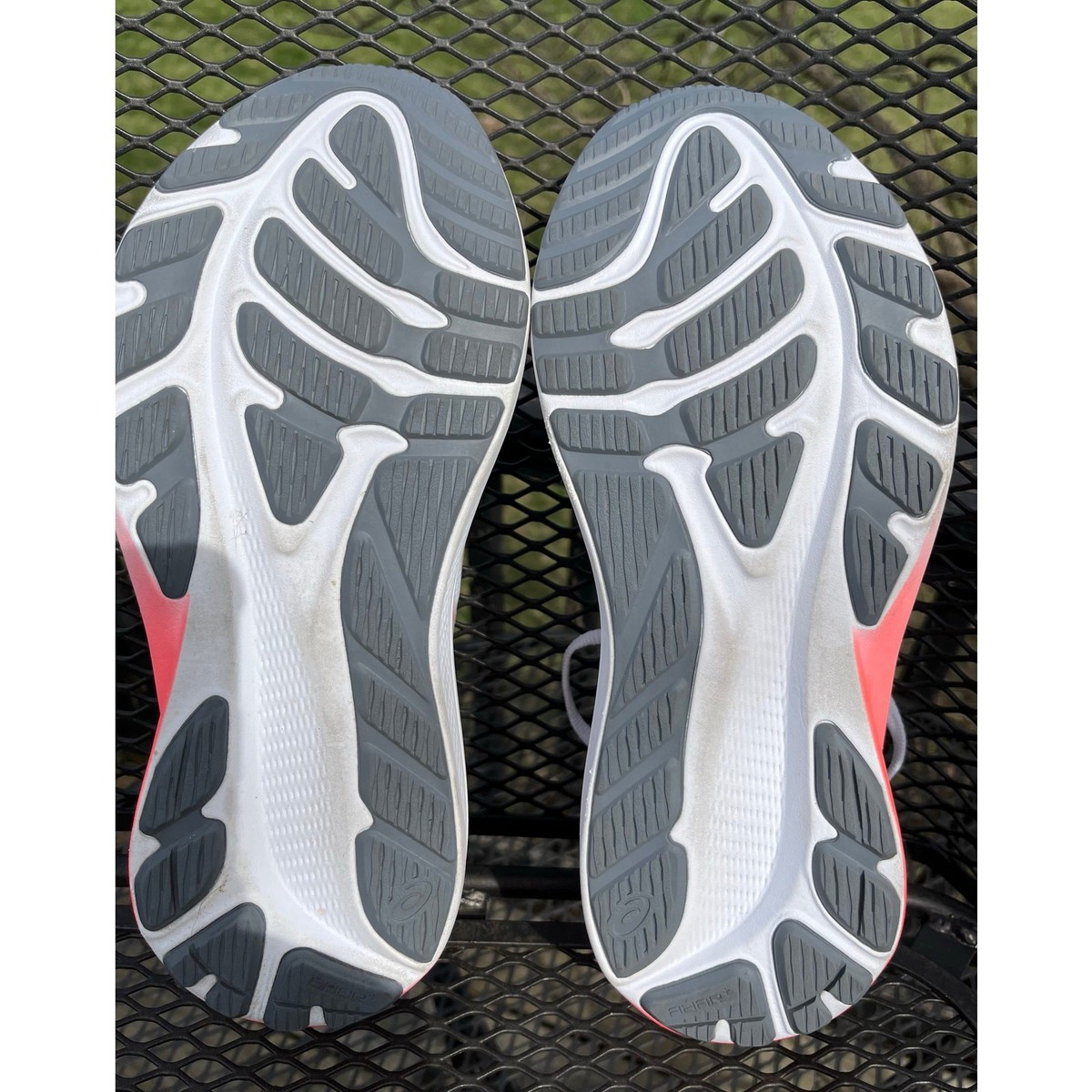 ASICS GT-2000 12 white sunrise pure gel men display picture 1