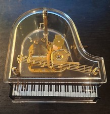 Miniatur Flügel(oder Klavier?)-Wohl Plexiglas-Spieluhr-Melodie Memory aus Cats
