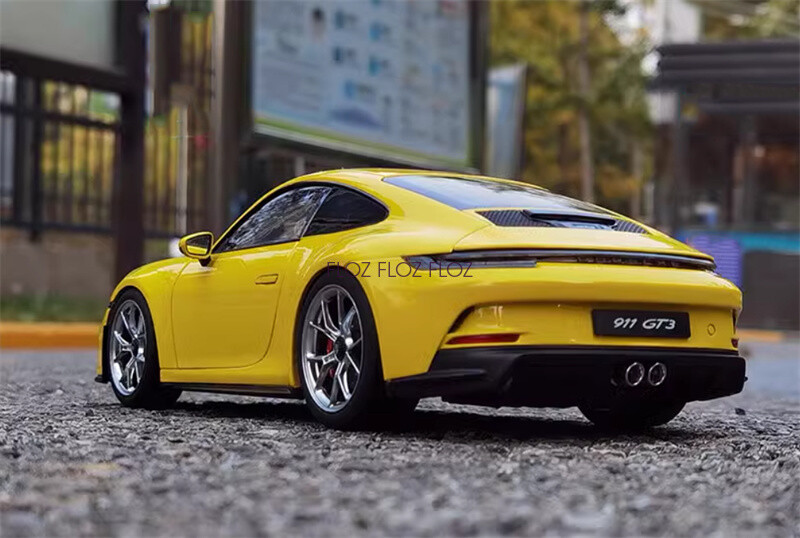 1:18 for NOREV for Porsche new for 911 992 for GT3 2021 Yellow