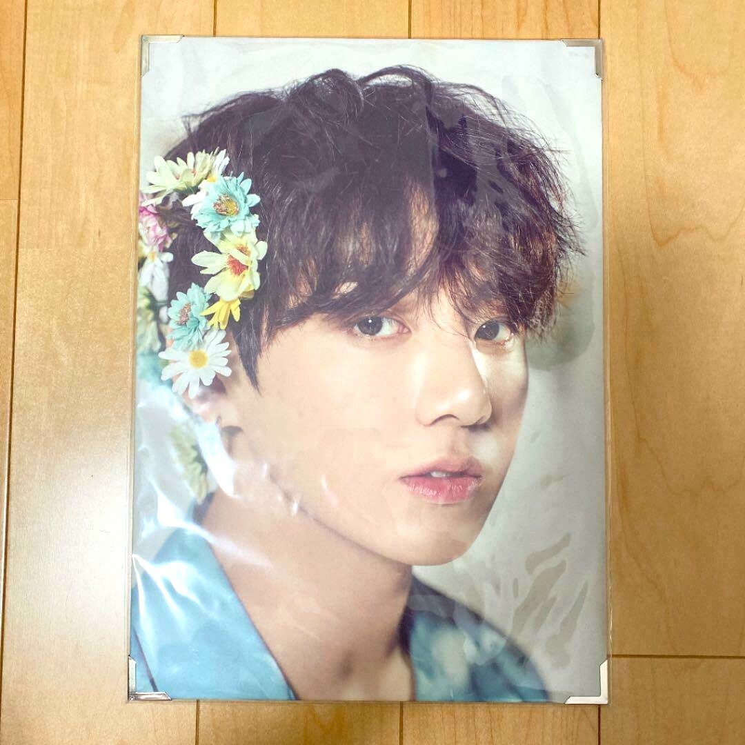 BTS world tour official good MD 2018 love yourself PREMIUM PHOTO