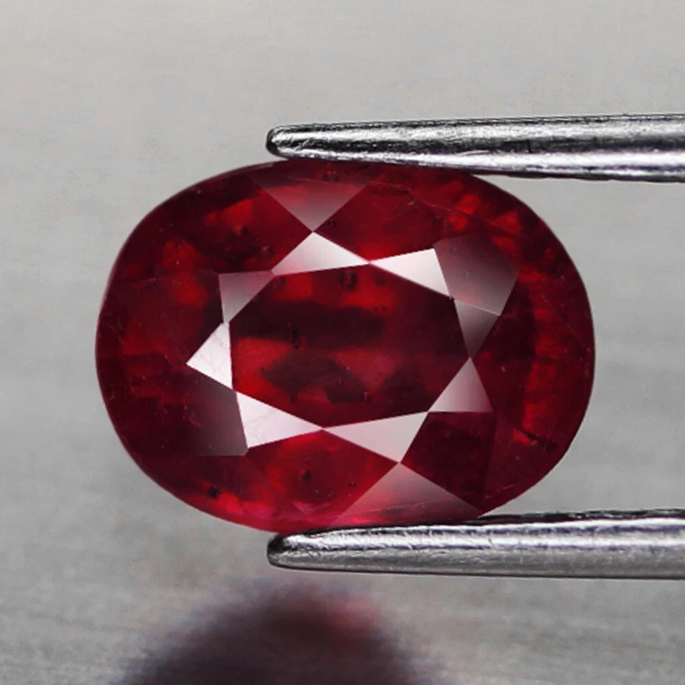 ES 1.83 ct. Rubí Natural Oval Rojo Madagascar - Imagen 2 de 3