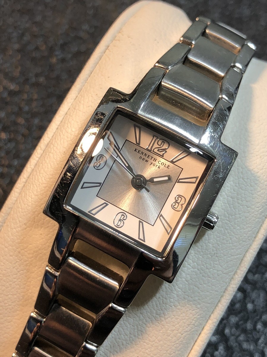 Kenneth Cole New York Women display picture 3