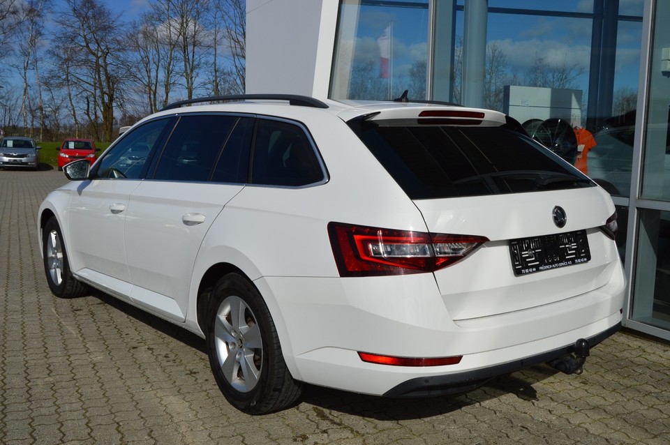 Skoda superb ambition