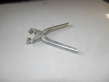 Vintage E-Z Buckle Pliers Fastener Hand Tool For No Sew Snaps