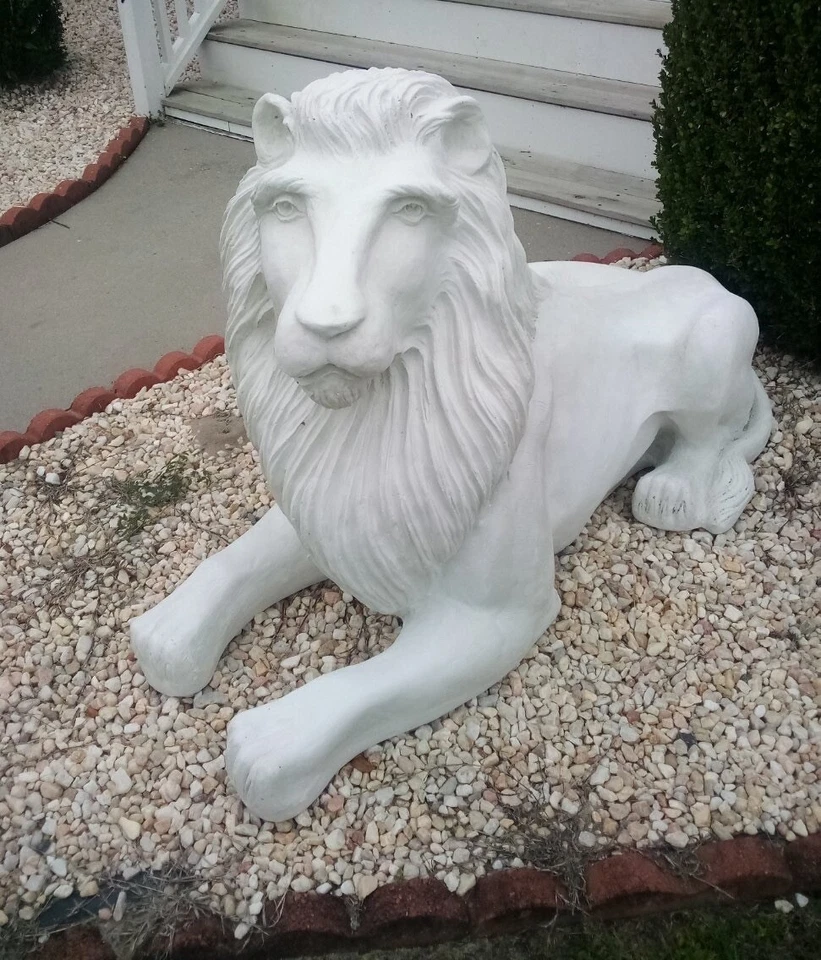 4 ft long Fiberglass LIBRARY LION outdoor garden statue (Pair Available) - Image 3 of 4