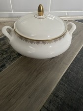 ROYAL DOULTON  GOLD LACE  LIDDED DUAL HANDLED SERVING VEGETABLE TUREEN FIRSTS