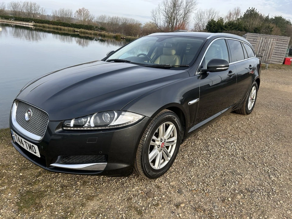 Jaguar Xf luxury Sport Brake 3.0 2014 - Image 4 of 4