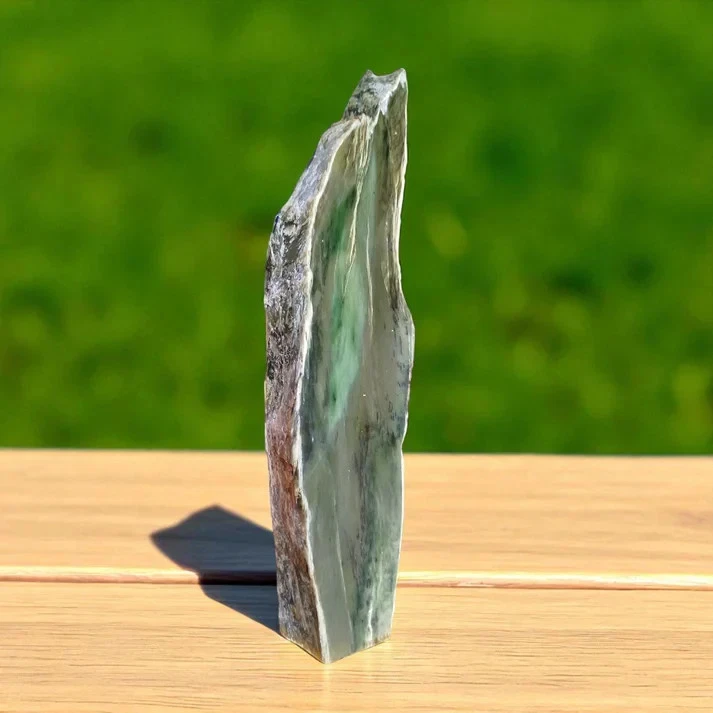 Nice Natural Rough Green Actinolite Nephrite Jade 1.3 Kg - Image 3 of 4