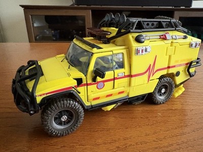 Hasbro Transformers Masterpiece Series MPM-11 AUTOBOT RATCHET, READ DESCRIPTION