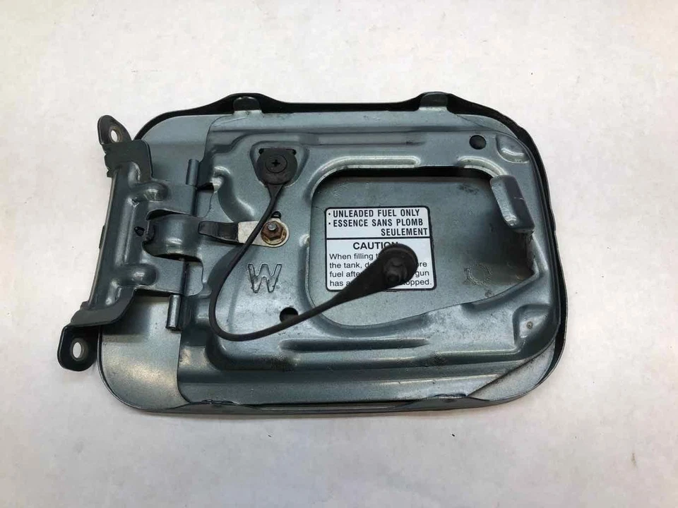 Subaru Legacy Wagon 2000-2004 puerta de llenado de combustible tapa tapa tapa verde PNT 8x7 Foto 2 de 4