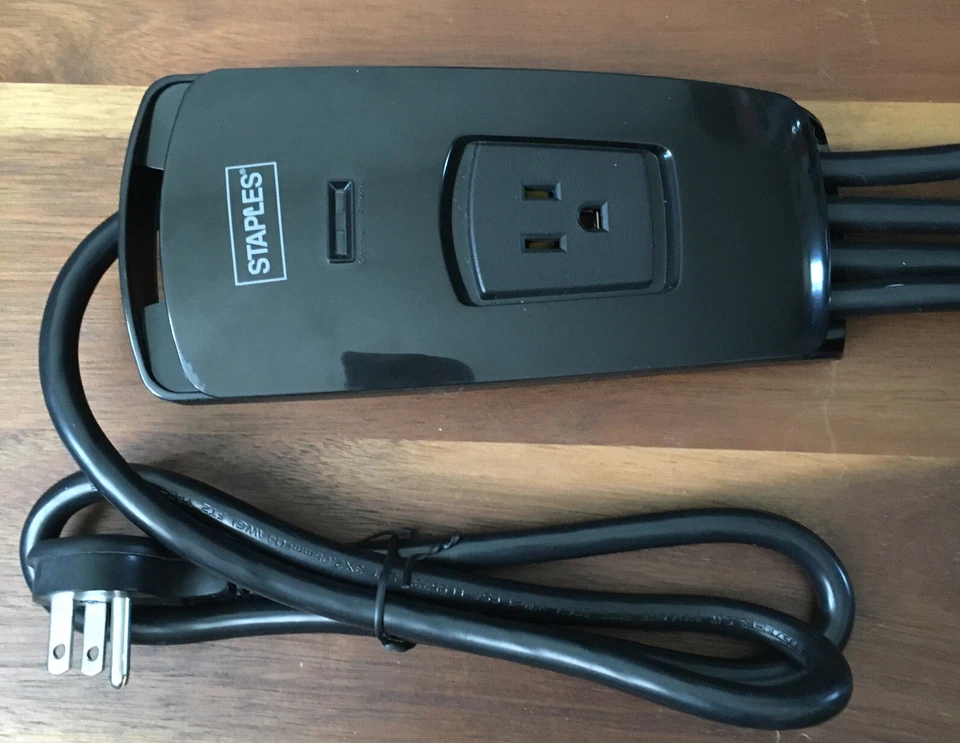 Staples Relocatable 5-Outlet PowerTap Power Supply 15A 125V AC, 50/60HZ - Image 3 of 4