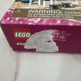 (41068) NEW SEALED RETIRED LEGO Disney: Arendelle Castle Celebration Damaged Box