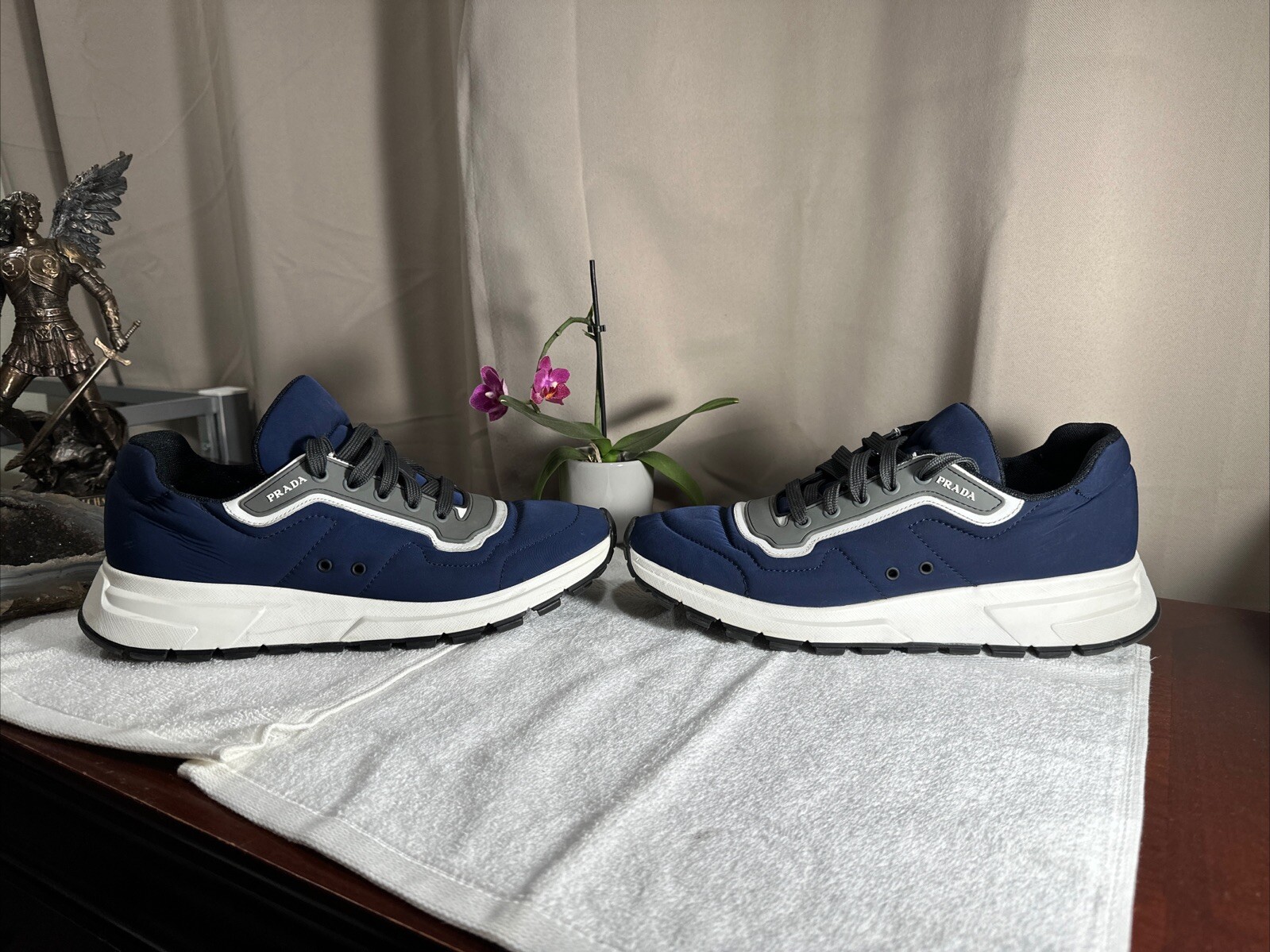 Picture 1 of 15