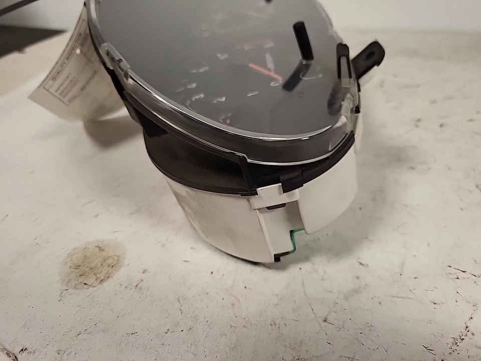 ✅ 1996-2000 Hyundai Elantra Instrument Speedometer Gauge Cluster Tachometer   Foto 3 de 4