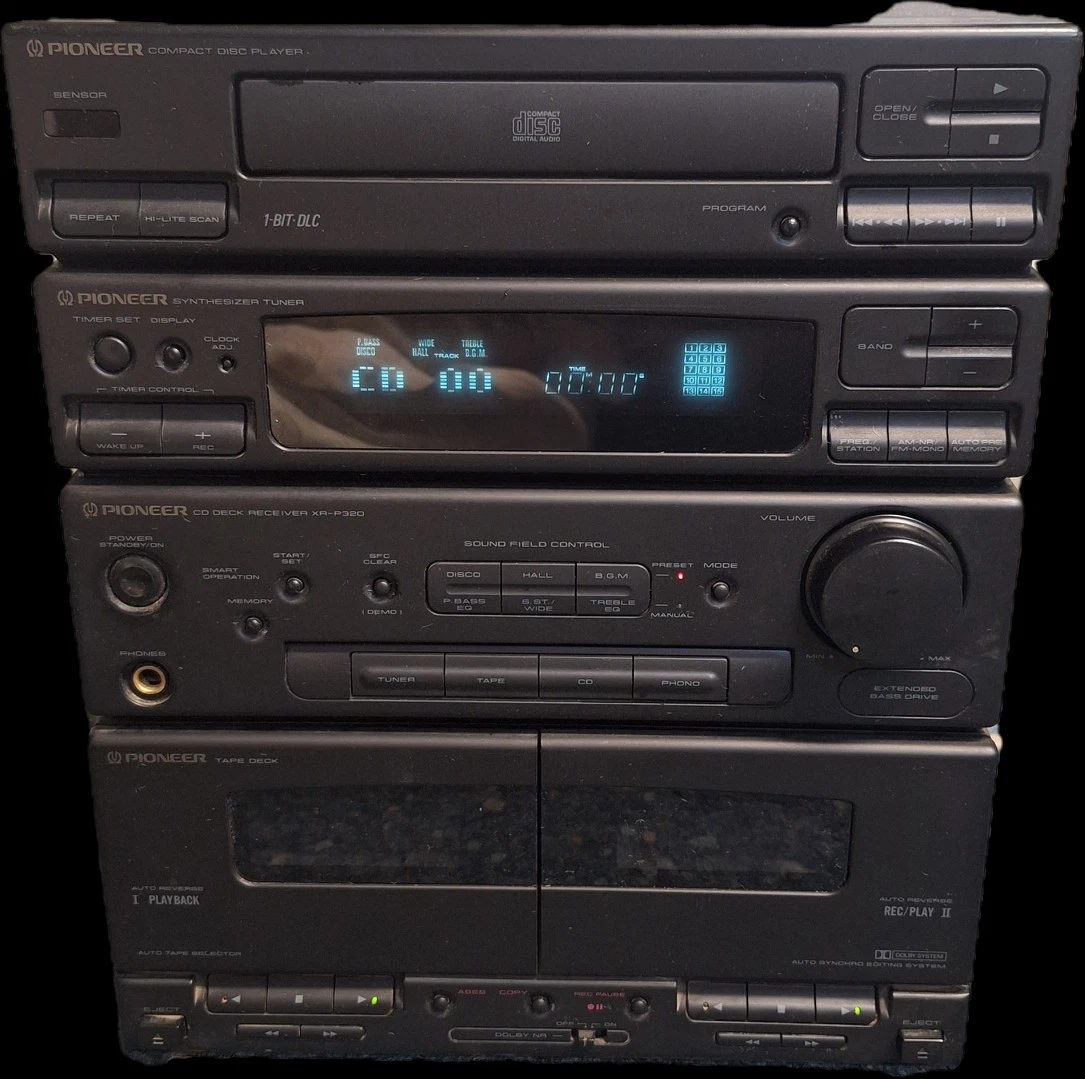 Pioneer XR-P320 Bad Filthy and defective Condition. only Main Stereo Unit.