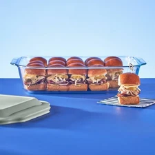 Pyrex 9"x13" Glass Deep Casserole Dish with Lid Sage Green