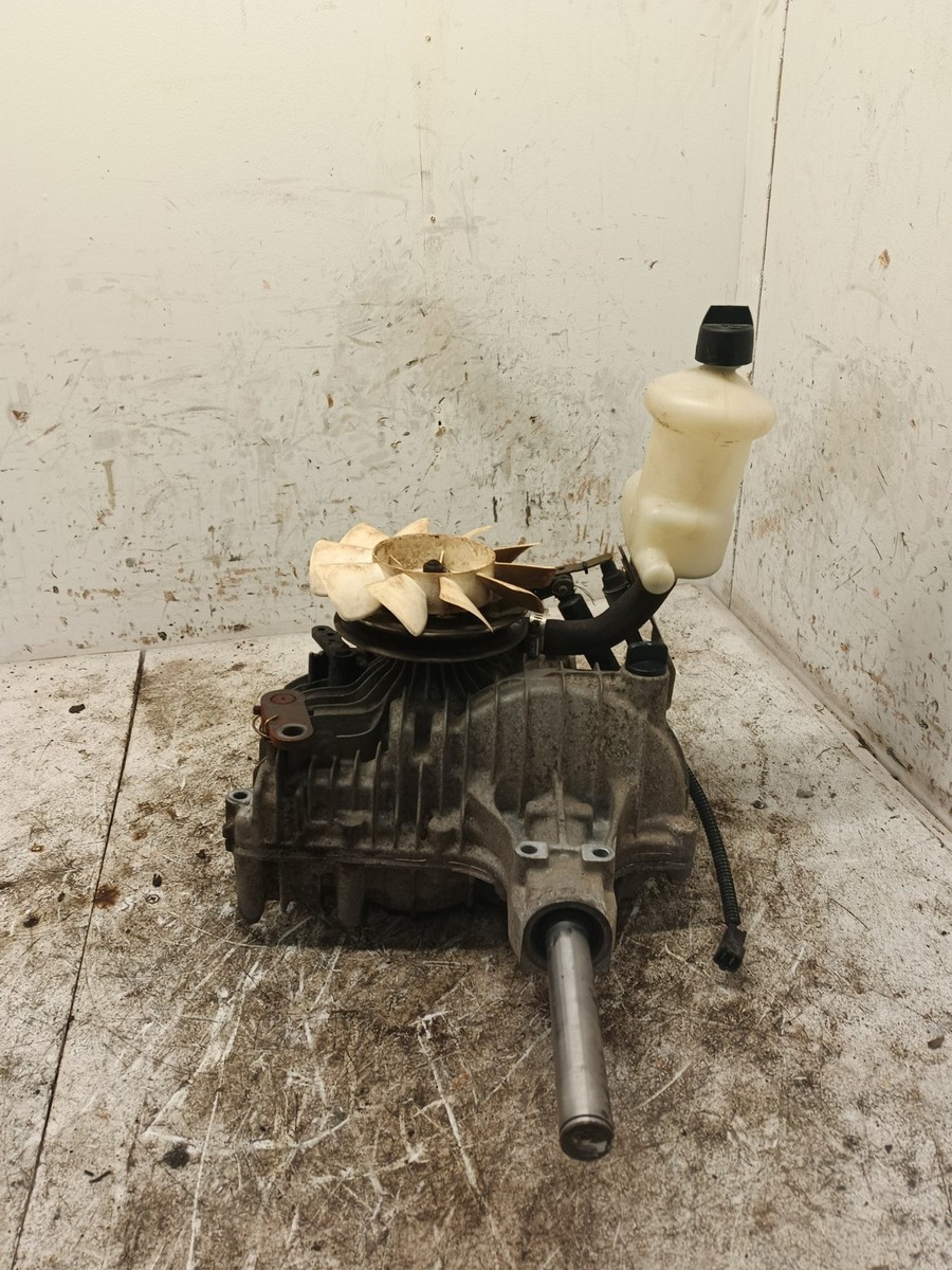 John Deere LX277 Hydrostatic Transmission AM123275 LX255 LX266