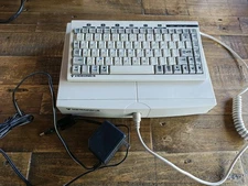 Videonics Titlemaker 3000 - Functional With Keyboard and Power Supply 