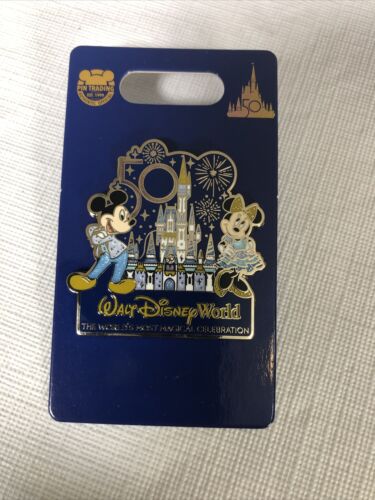 Walt Disney World 50th Anniversary Magic Kingdom Castle Mickey Minnie Mouse Pin - Picture 1 of 2